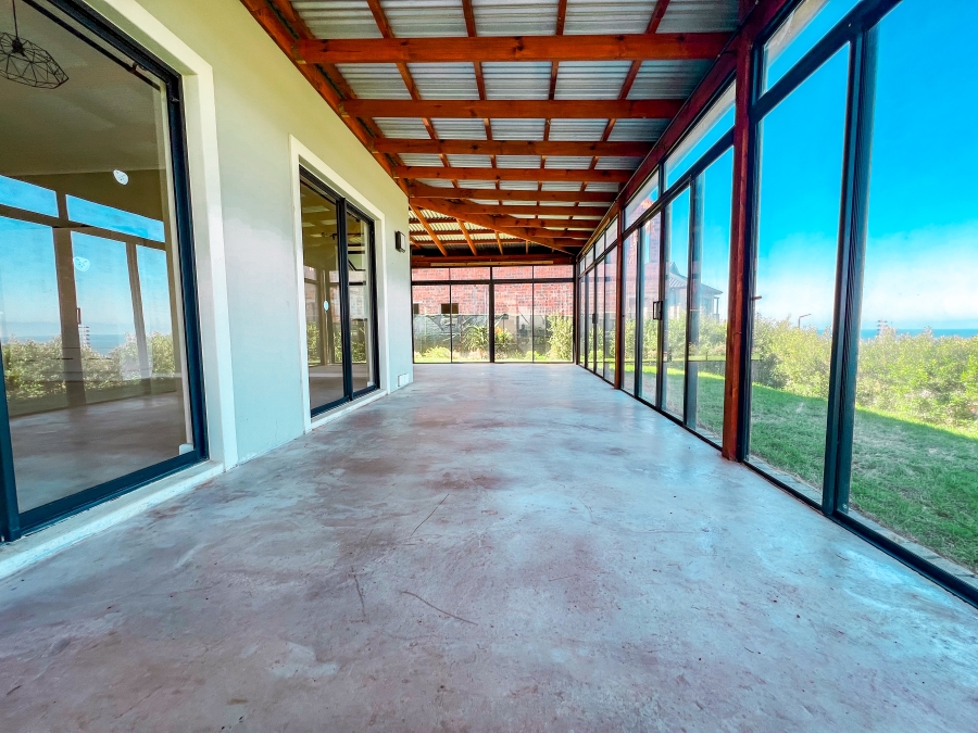 To Let 2 Bedroom Property for Rent in Robberg Ridge Western Cape
